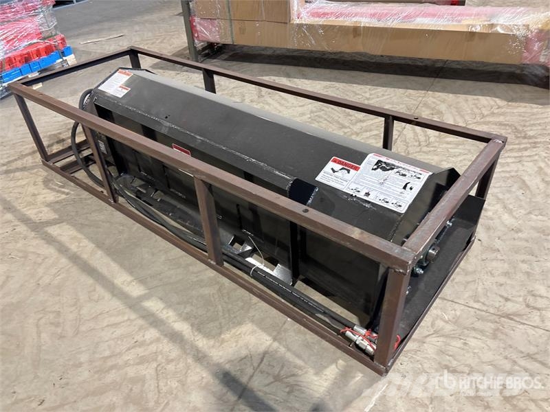Mower King ECSSTR072 72 in Skid Steer Tiller (Unus Grades e rototillers
