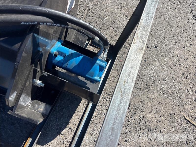  Mower King ECSSTR072 72 in Skid Steer Tiller (Unus Power harrows and rototillers