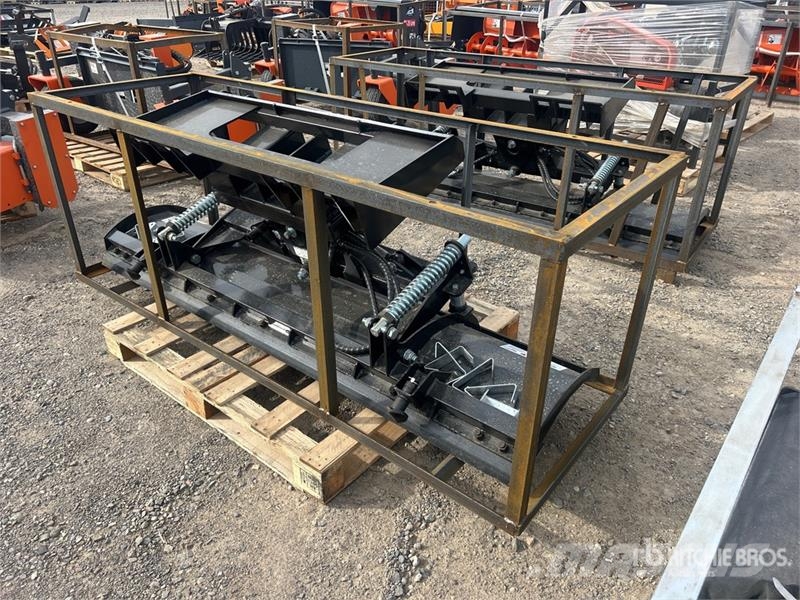  Mower King SPA84 64 in Skid Steer Snow Blade (Unus Sneeuwschuivers en -ploegen