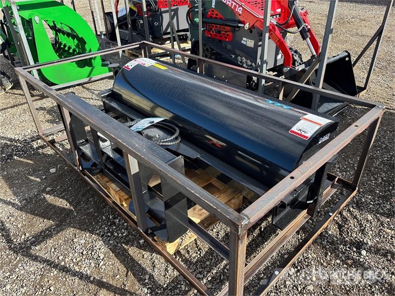  Mower King SSAB72 72 in Skid Steer Broom (Unused) Cepillos