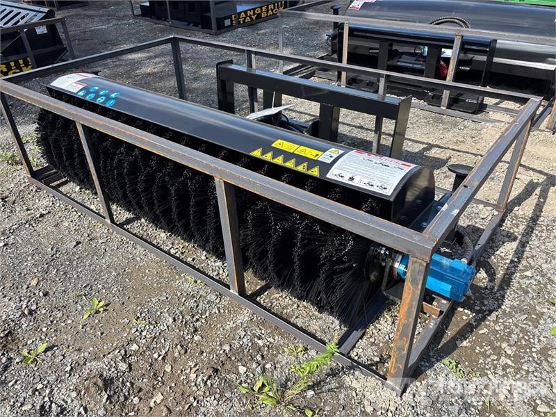 Mower King SSAB72 72 in Skid Steer Broom (Unused) Süpürgeler