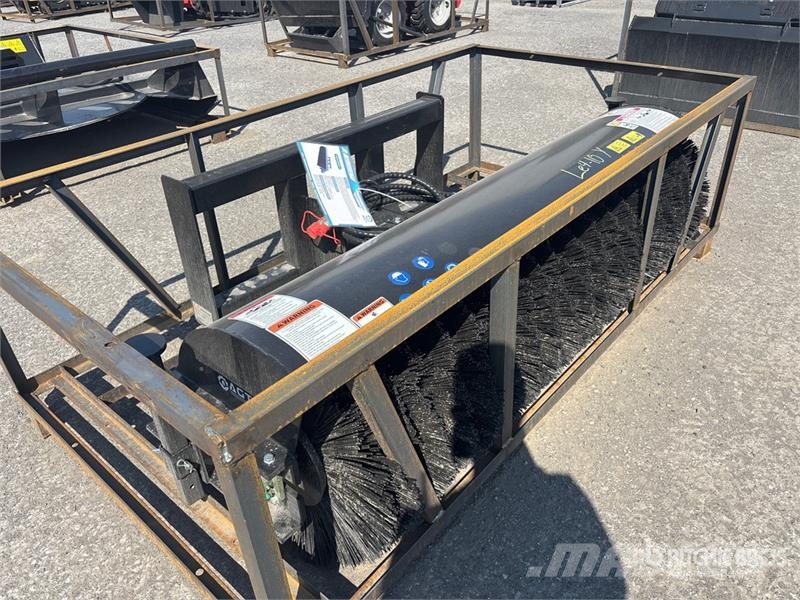 Mower King SSAB72 72 in Skid Steer Broom (Unused) Harjad