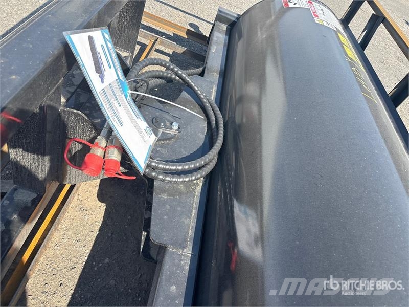 Mower King SSAB72 72 in Skid Steer Broom (Unused) Harjad