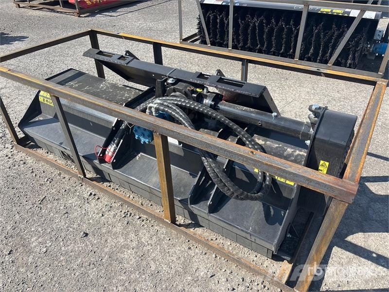 Mower King SSEFGC175 77 in Skid Steer Flail (Unus Косилки