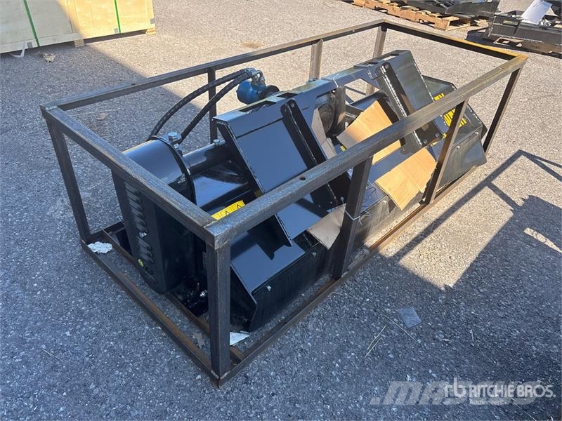 Mower King SSEFGC175 77 in Skid Steer Flail (Unus Косилки