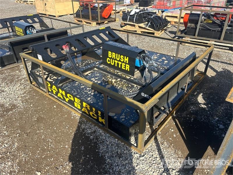 Mower King SSRC 72 in Skid Steer Brush Cutter (Unu Kosilice sa postoljem za vuču