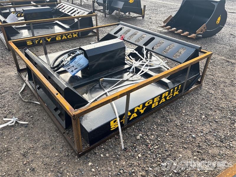  Mower King SSRC 72 in Skid Steer Brush Cutter (Unu ماكينات جز العشب
