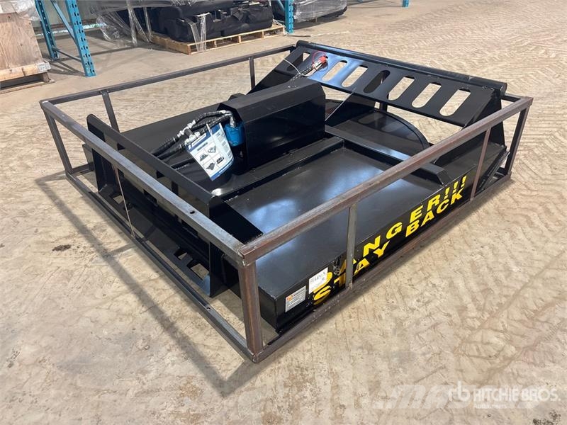  Mower King SSRC 72 in Skid Steer Brush Cutter (Unu ماكينات جز العشب