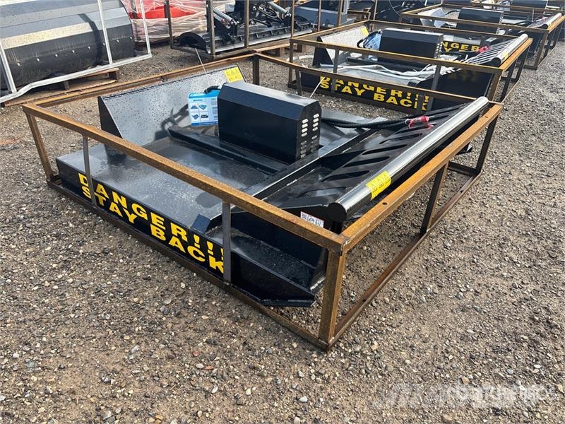  Mower King SSRC 72 in Skid Steer Brush Cutter (Unu ماكينات جز العشب