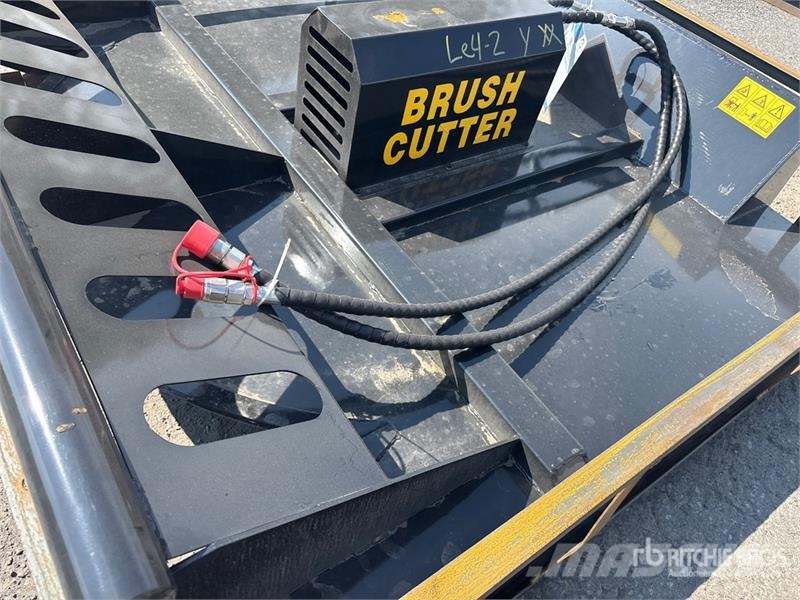  Mower King SSRC 77 in Skid Steer Brush Cutter (Unu ماكينات جز العشب