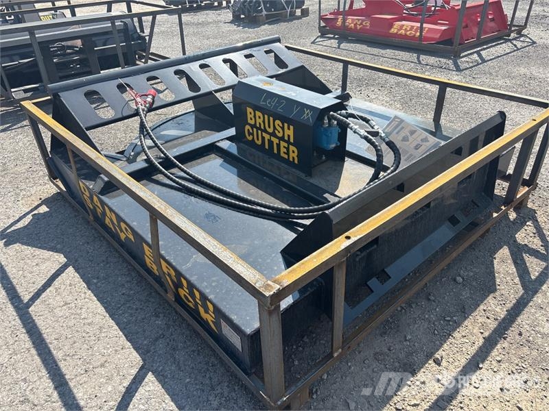  Mower King SSRC 77 in Skid Steer Brush Cutter (Unu ماكينات جز العشب