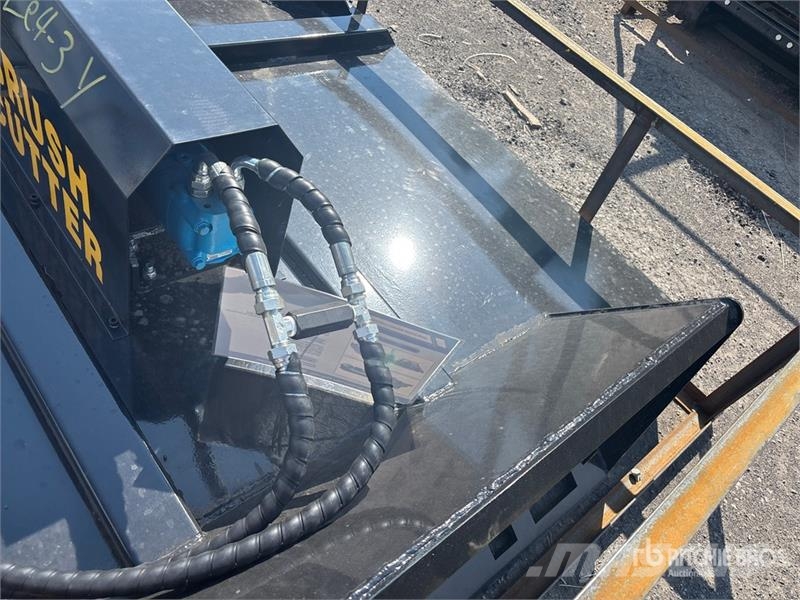  Mower King SSRC 77 in Skid Steer Brush Cutter (Unu ماكينات جز العشب