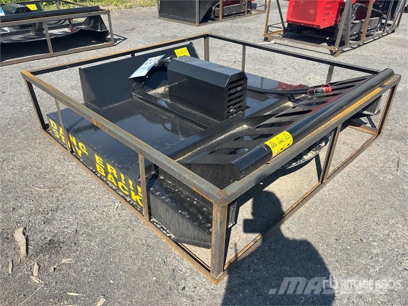  Mower King SSRC 77 in Skid Steer Brush Cutter (Unu ماكينات جز العشب