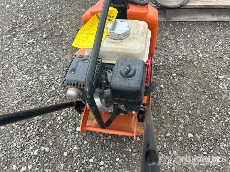 MQ MVC64VHW Vibratory Plate Compactor Vibrator compactors
