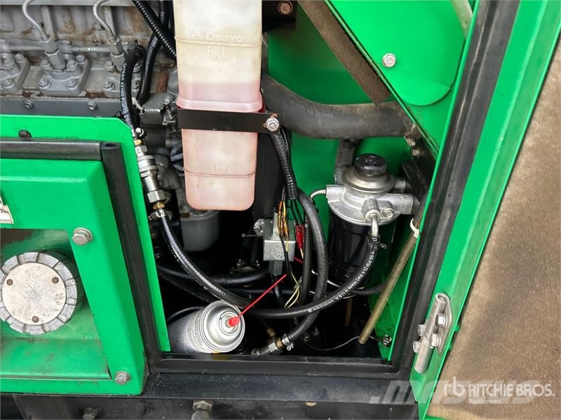 MultiQuip DCA 25 US 14 CAN Portable Generator Set Andere Generatoren