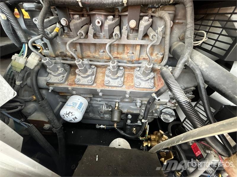 MultiQuip DCA25USI4CAN Diesel Generatorer