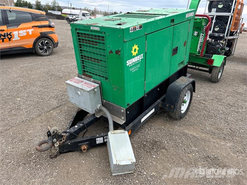 MultiQuip DCA25USI4CAN Dizelski agregati