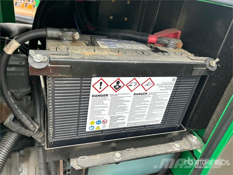 MultiQuip DCA25USI4CAN Dizelski agregati