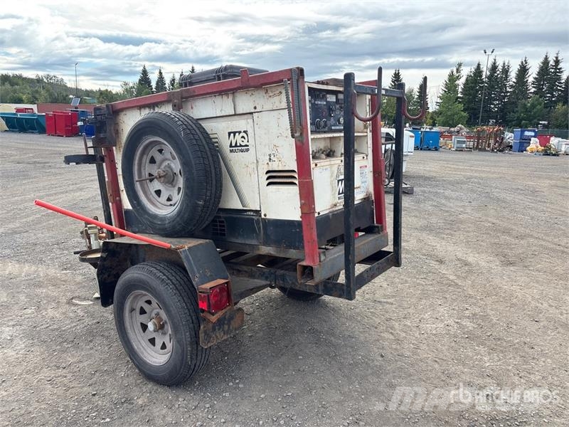 MultiQuip DLW-400ESA Svářecí stroje
