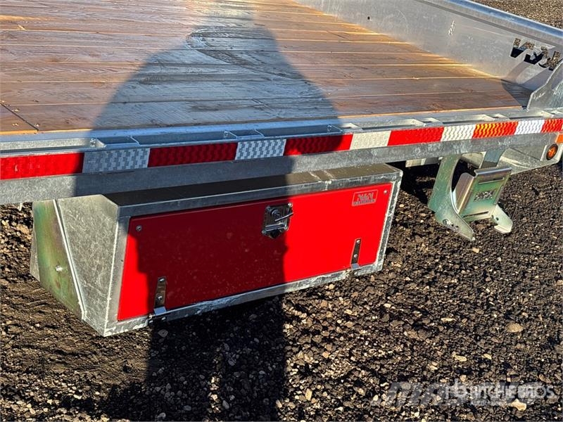 N & Trailers 25 ft T/A Equipment Trailer (Unused) Járműszállító pótkocsik