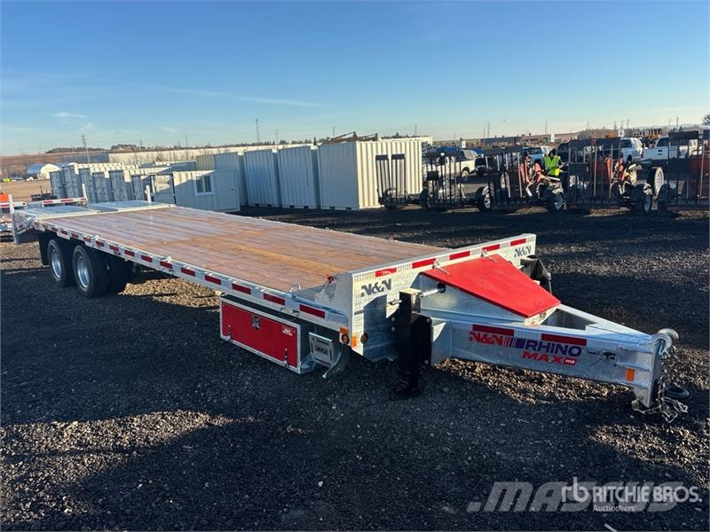 N & Trailers 30 ft T/A Equipment Trailer (Unused) Járműszállító pótkocsik