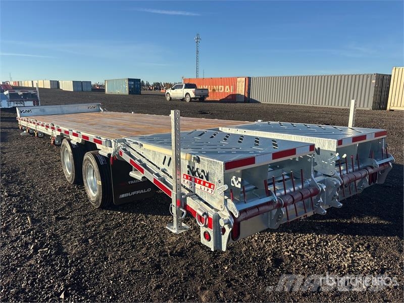 N & Trailers 30 ft T/A Equipment Trailer (Unused) Járműszállító pótkocsik