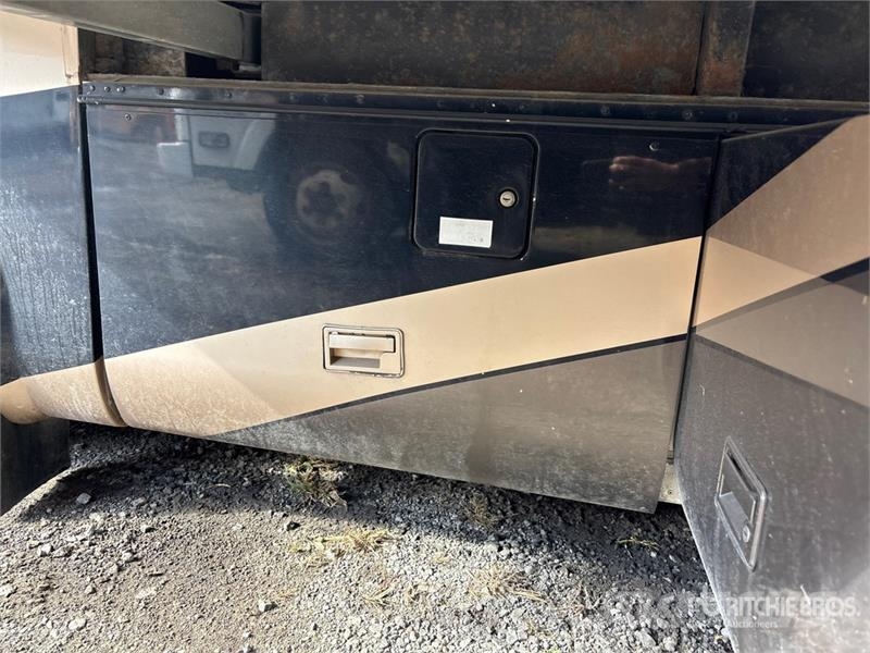  Navigator 43PBQ Motor Home (Inoperable) Motorhomes and caravans