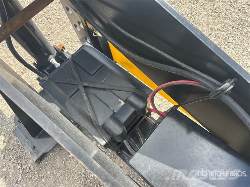 Neks Electric Fifth Wheel Wrecker Attachment Ostale kargo komponente