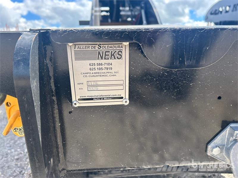 Neks Fifth Wheel Wrecker Attachment Ostale kargo komponente