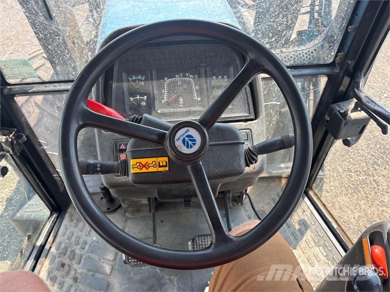 New Holland 8160 Tractoren