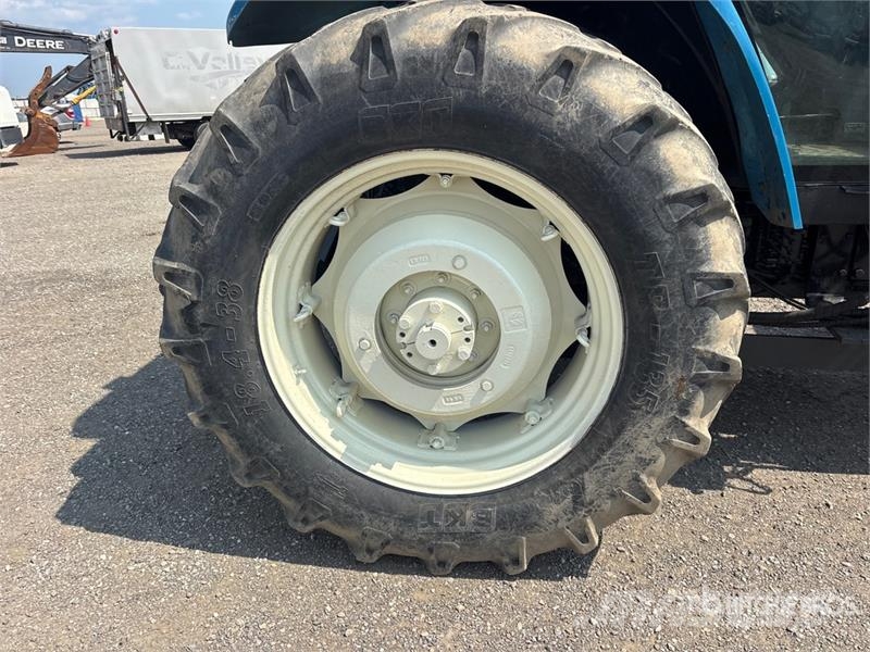 New Holland 8160 Tractoren