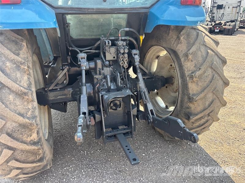 New Holland 8160 Tractoren