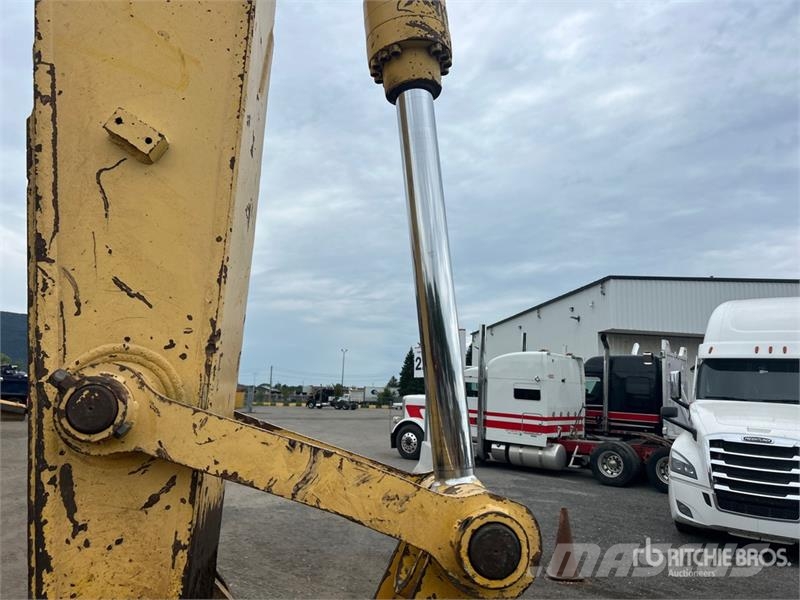 New Holland EH215LC Tracked Excavator Raupenbagger