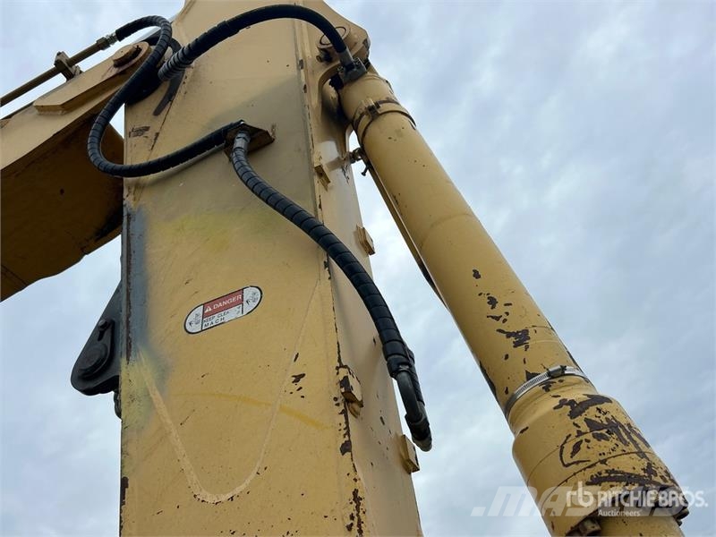 New Holland EH215LC Tracked Excavator Raupenbagger