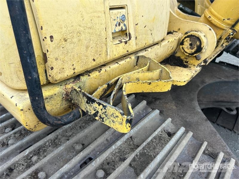 New Holland EH215LC Tracked Excavator Raupenbagger