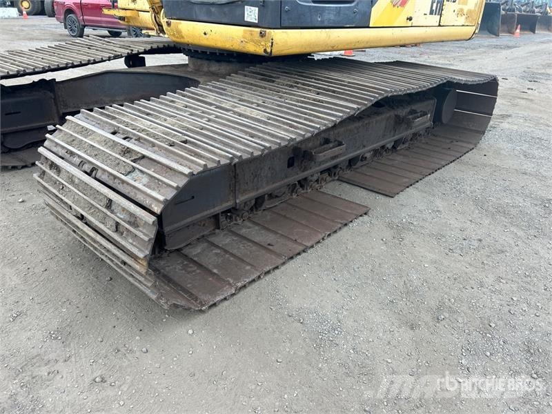 New Holland EH215LC Tracked Excavator Raupenbagger