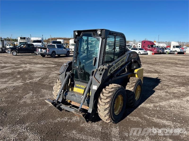 New Holland L218 Skid steer mini utovarivači
