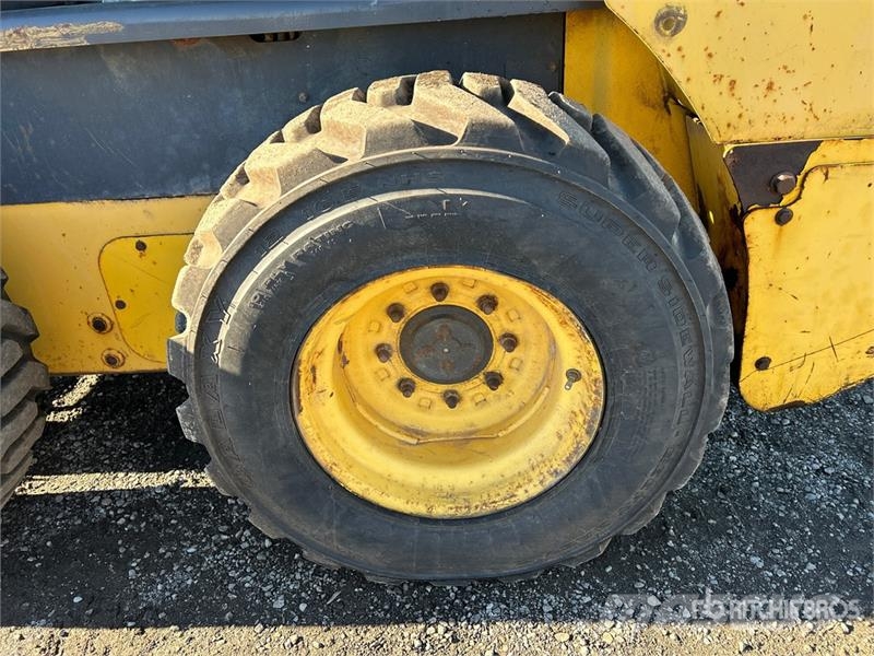 New Holland L218 Skid steer mini utovarivači