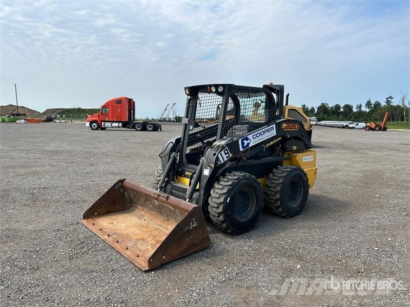 New Holland L220 Mini Pale Gommate