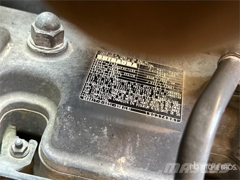 New Holland L220 Mini Pale Gommate