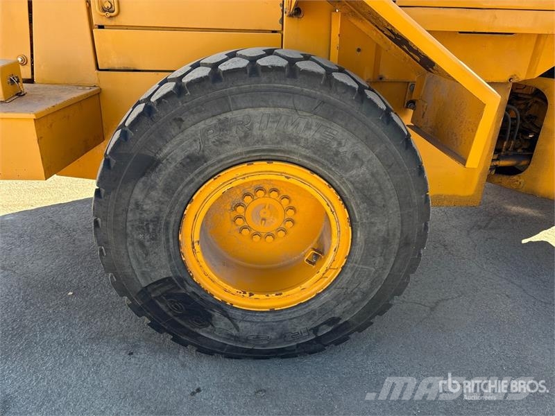 New Holland LW130 Kolové nakladače