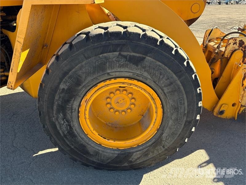 New Holland LW130 Kolové nakladače