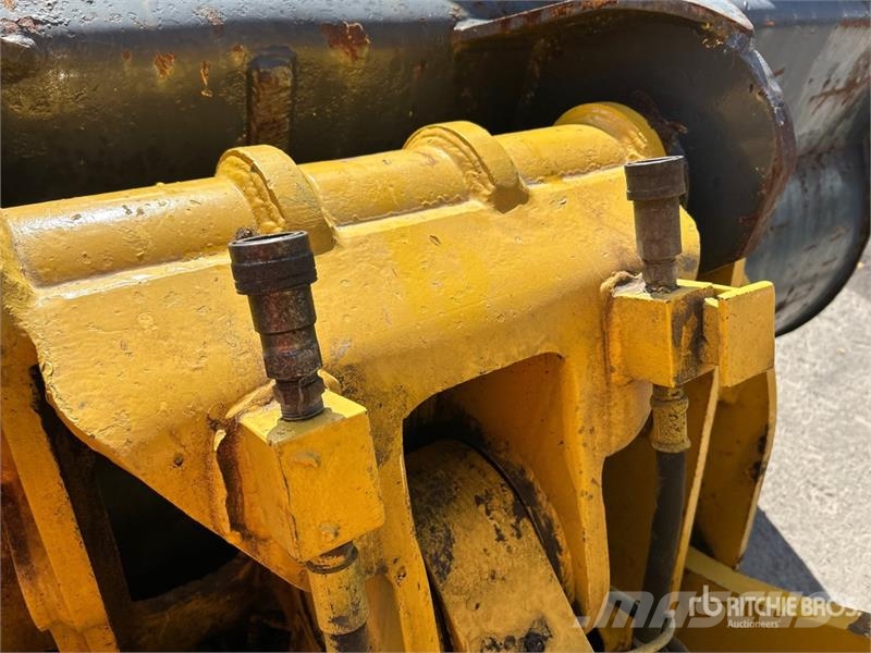 New Holland LW170B Wielladers