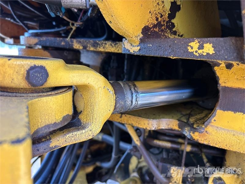 New Holland LW170B Wielladers