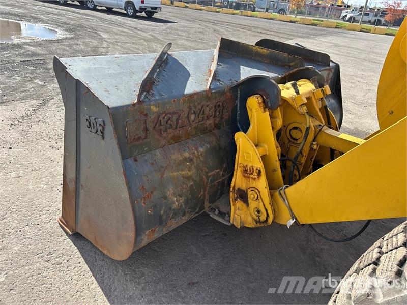New Holland LW170B Wielladers