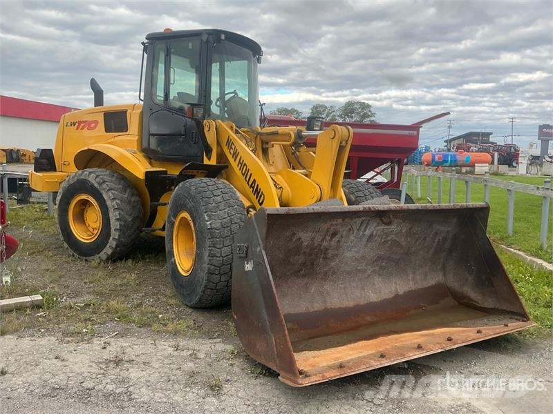 New Holland LW170B Radlader