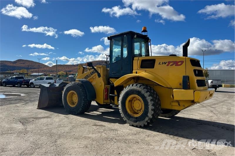 New Holland LW170B Wielladers