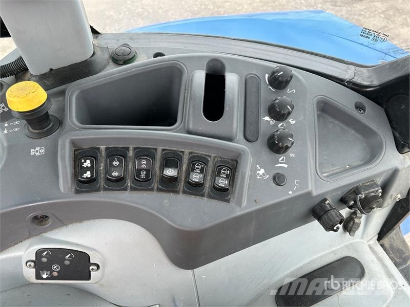 New Holland T5.110 4WD Tractor 트랙터