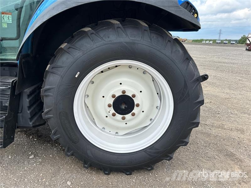 New Holland T5.110 4WD Tractor 트랙터