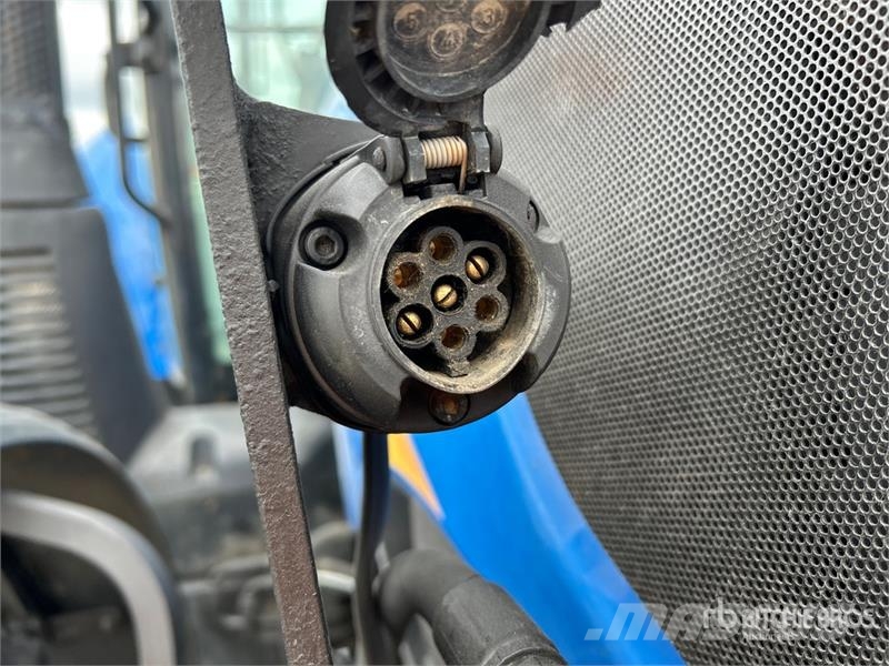 New Holland T5.110 4WD Tractor 트랙터